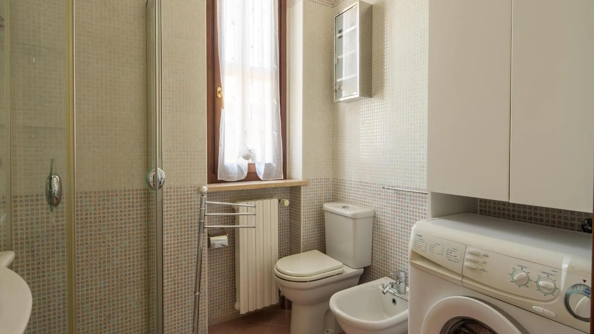 Amazing Holiday Home In Lazise With Swimming Pool